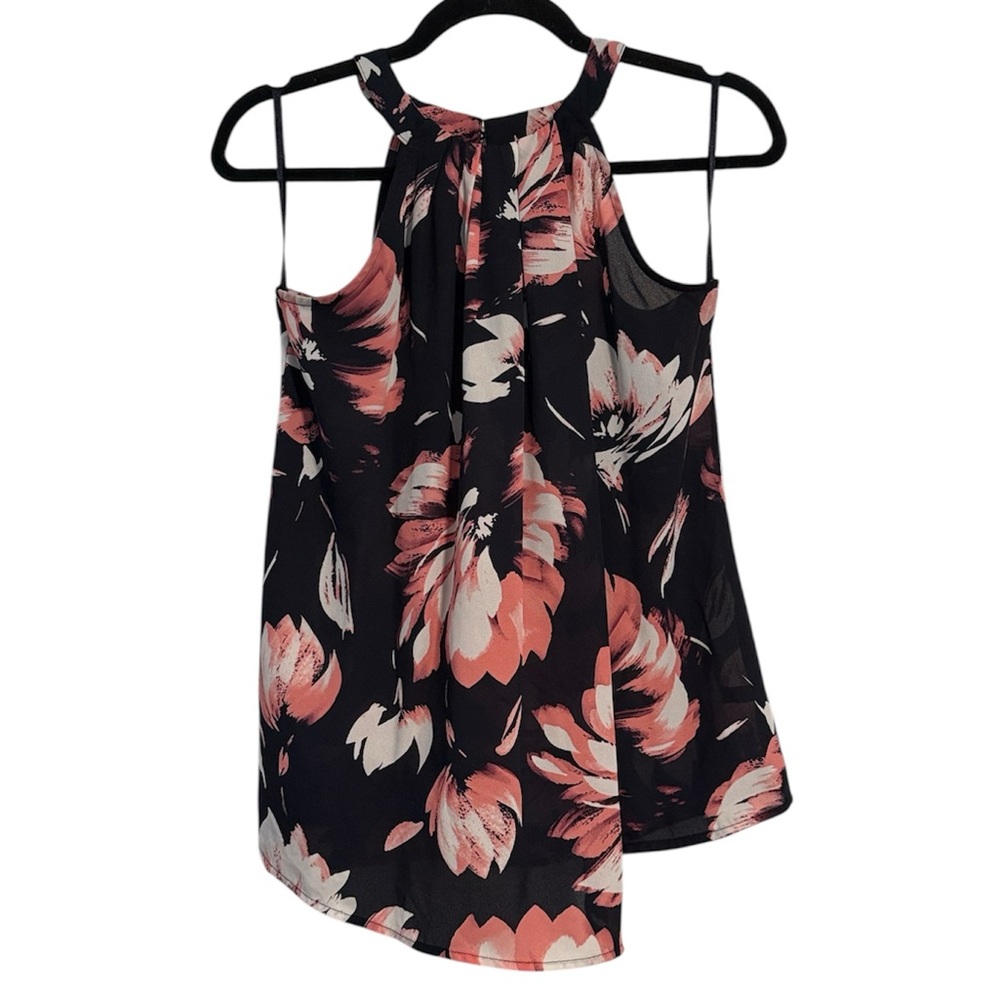 🌻 The Limited Floral Asymmetrical Sleeveless Blouse 🌻